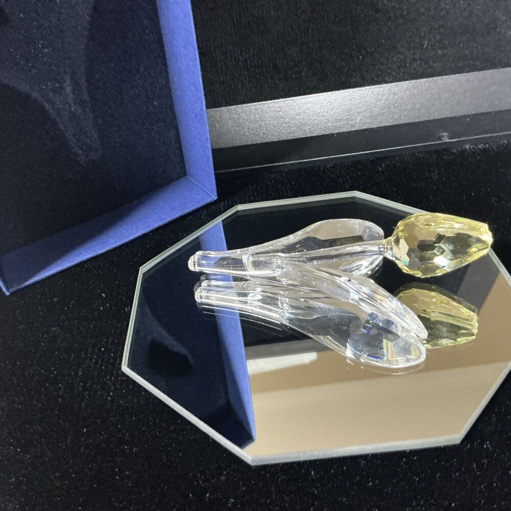 Swarovski Crystal 2004 SCS Renewal Gift Large 4.5” Tulip Yellow #657335